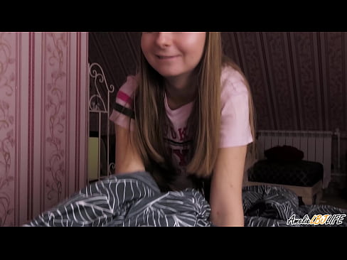 ❤️ Blondi imee hänen BFF:nsä syvälle ja saa spermaa suuhunsa ❤️❌ Just porn at us ❤